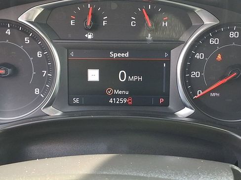 Used 2022 GMC Terrain SLE w/ Driver Convenience Package FWD image 21