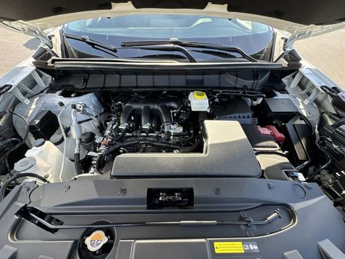 New 2026 Nissan Pathfinder SL image 27