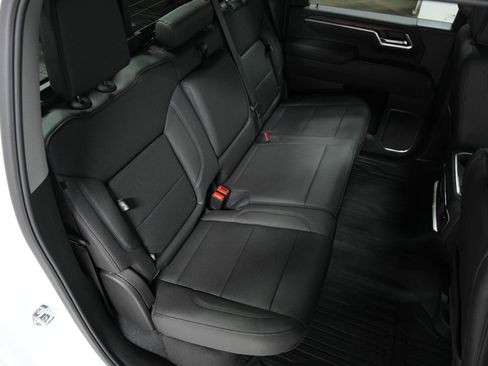 New 2025 GMC Sierra 2500 SLT w/ SLT Premium Package image 15