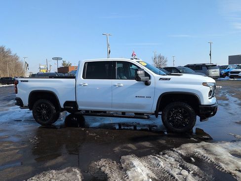 Used 2025 Chevrolet Silverado 2500 LTZ w/ Trail Boss Package image 2