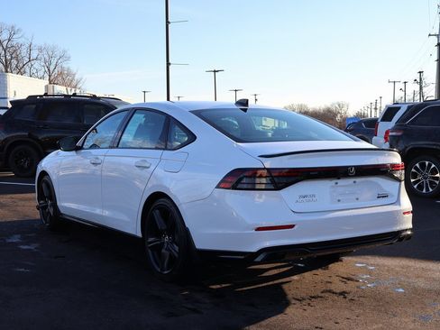 Certified 2025 Honda Accord Sport image 5