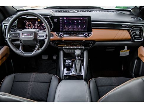 New 2026 GMC Canyon AT4 image 23