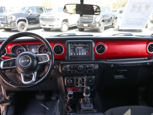 Used 2020 Jeep Wrangler Unlimited Rubicon AWD/4WD image 25