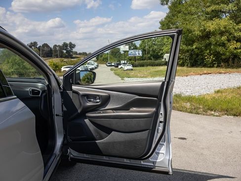 Used 2019 Nissan Murano SV w/ Premium Package image 26