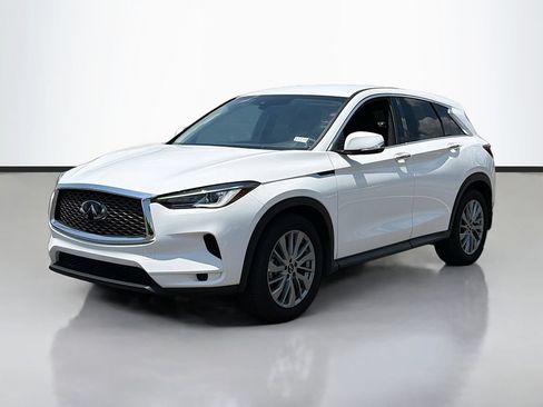 Used 2025 INFINITI QX50 Pure AWD/4WD image 2