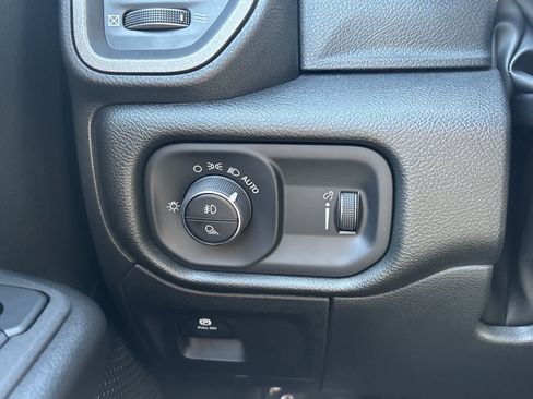 New 2026 RAM 1500 Warlock AWD/4WD image 16