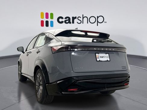 Used 2024 Nissan Ariya AWD image 3