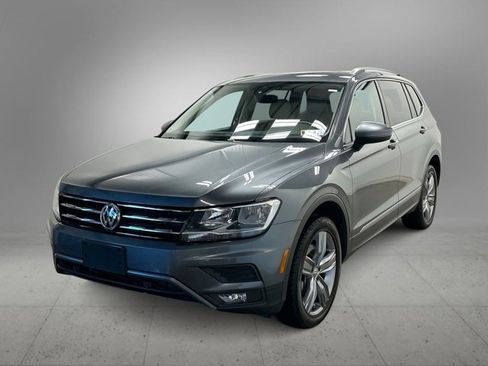 Used 2020 Volkswagen Tiguan SEL image 1