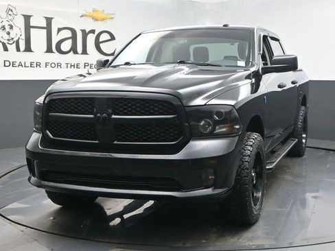 Used 2017 RAM 1500 Express w/ Express Value Package image 7