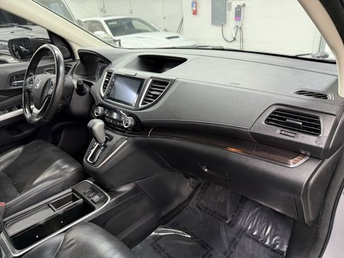 Used 2016 Honda CR-V Touring image 18