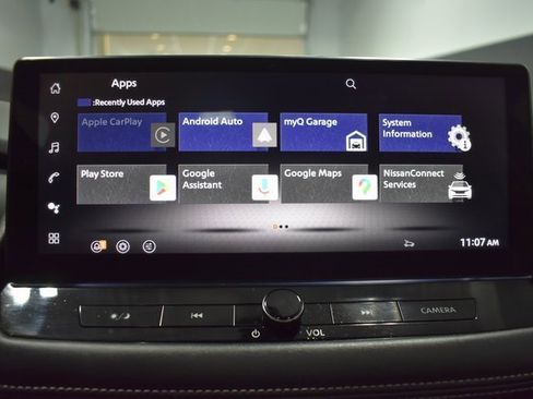 Certified 2025 Nissan Rogue SL w/ Tech Package image 25