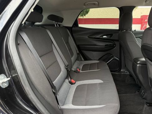 Used 2023 Chevrolet TrailBlazer LT w/ Convenience Package AWD/4WD image 31