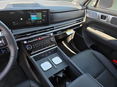 New 2026 Hyundai Santa Fe Limited AWD/4WD image 17