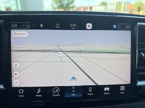 Used 2021 Chrysler Pacifica Limited AWD/4WD image 93