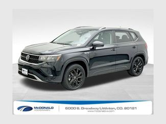 Used 2023 Volkswagen Taos SE w/ Black Wheel Package 360° Tour