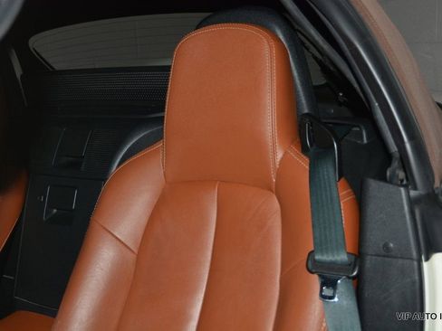 Used 2006 MAZDA MX-5 Miata Grand Touring image 11