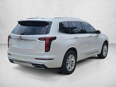 Used 2024 Cadillac XT6 Luxury FWD image 5