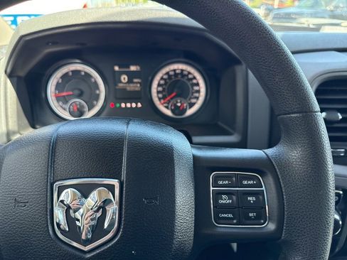 Used 2018 RAM 1500 Express w/ Express Value Package AWD/4WD image 27