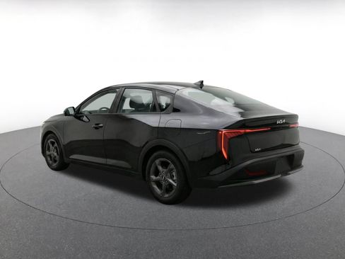 Used 2025 Kia K4 FWD image 7