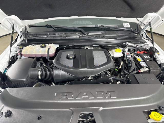 Used 2025 RAM 1500 Big Horn AWD/4WD image 28