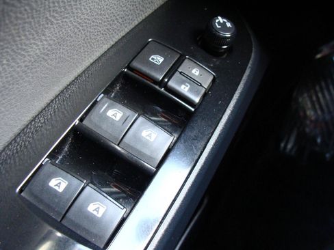 Used 2016 Toyota Prius Two FWD image 19