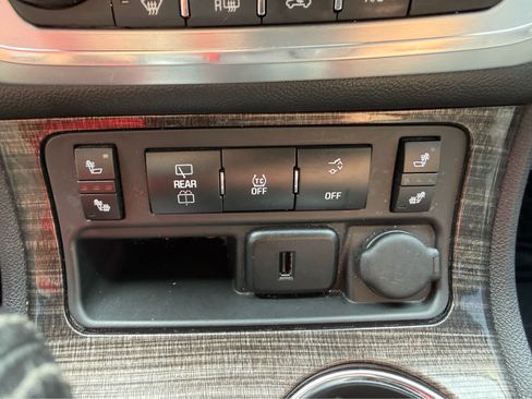 Used 2017 GMC Acadia Limited SLT FWD image 20