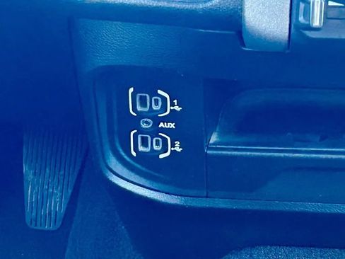 Used 2019 RAM 3500 Tradesman image 25