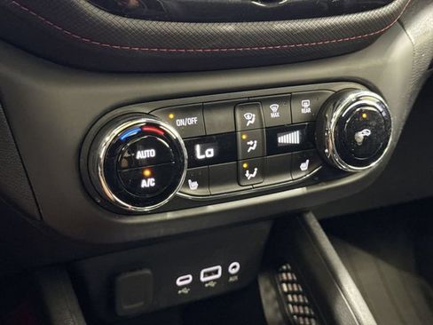 Used 2021 Chevrolet TrailBlazer RS w/ Sun and Liftgate Package FWD image 20
