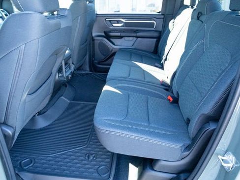 New 2026 RAM 1500 4x4 Crew Cab image 29