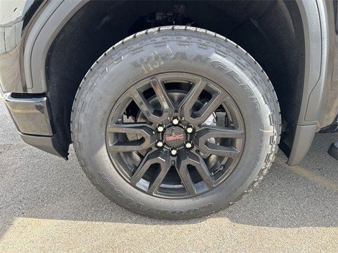 New 2026 GMC Sierra 1500 Elevation w/ Elevation Premium Package image 10