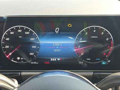 Used 2025 Mercedes-Benz GLA 250 image 5