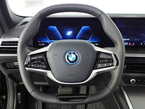 Used 2025 BMW i4 eDrive40 image 27