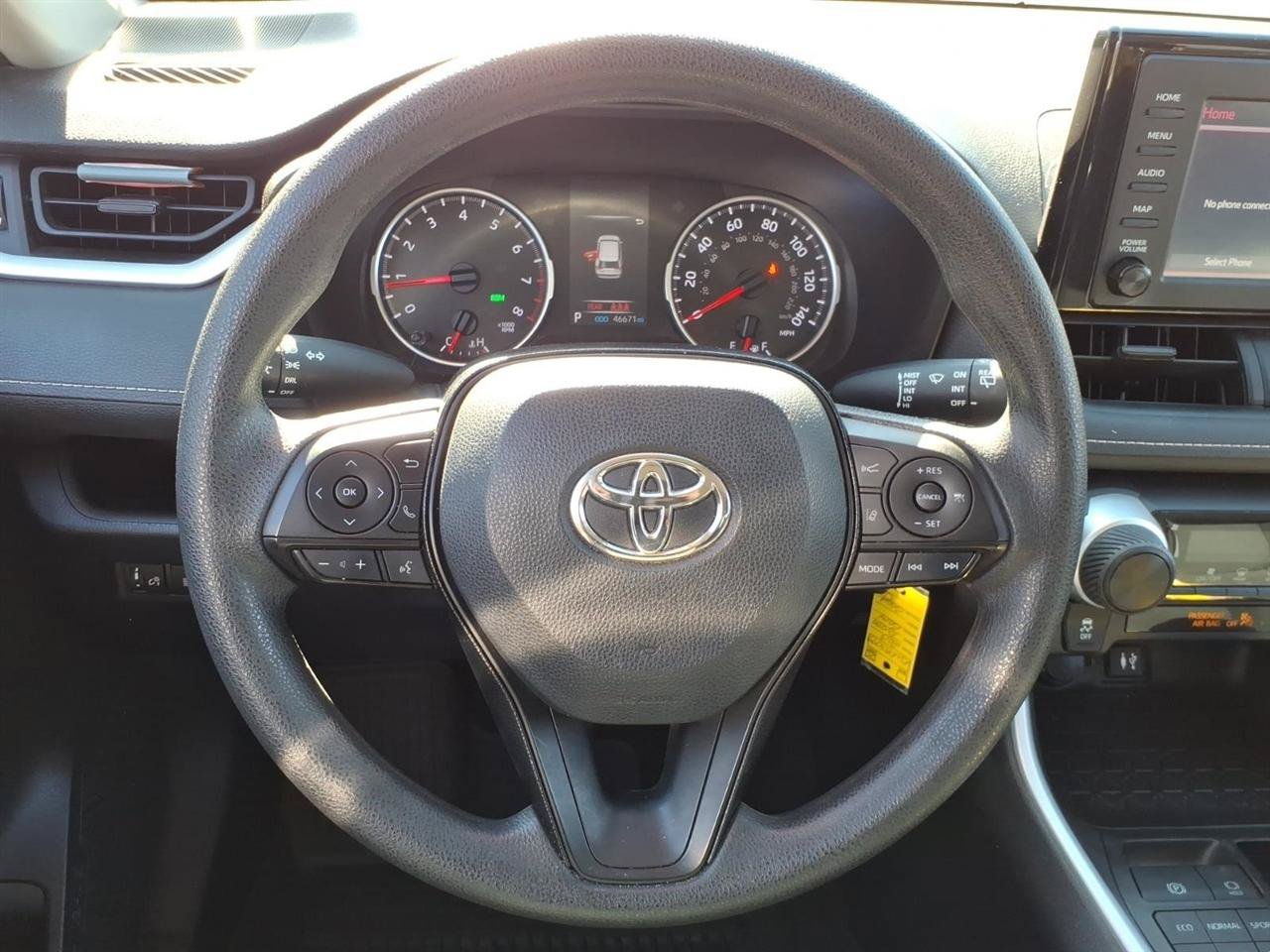 Used 2019 Toyota RAV4 LE w/ All Weather Liner Package AWD/4WD image 10