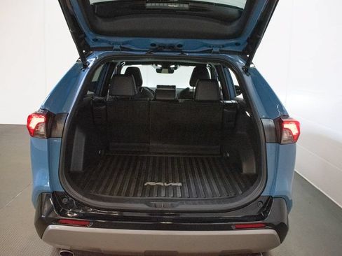 Used 2022 Toyota RAV4 XSE w/ XSE Grade Weather Package AWD/4WD image 24