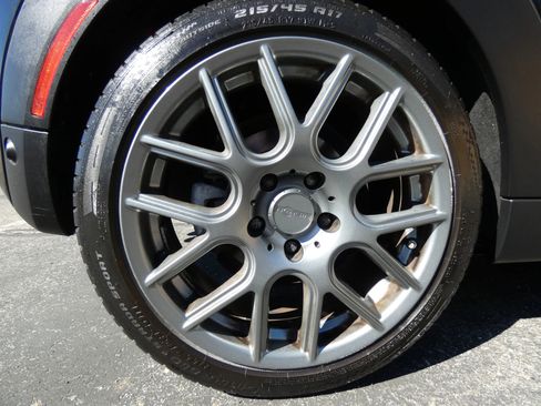 Used 2018 MINI Cooper S image 19