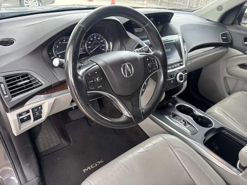 Used 2018 Acura MDX FWD image 17