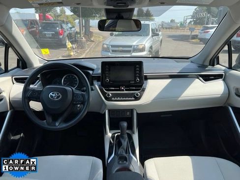 Used 2022 Toyota Corolla Cross L AWD/4WD image 14