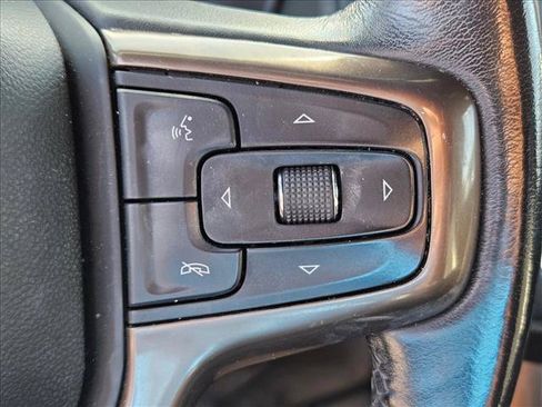 Used 2021 Chevrolet Suburban High Country w/ Premium Package AWD/4WD image 17