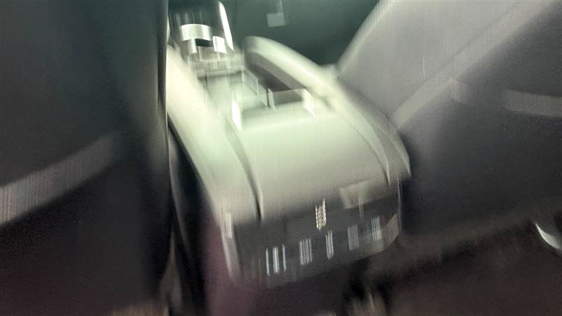 Used 2021 Toyota Highlander XSE FWD image 23