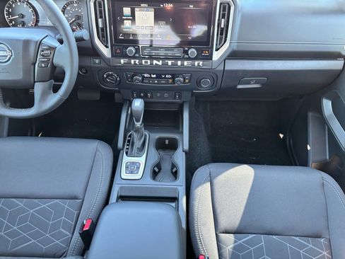 New 2026 Nissan Frontier SV w/ SV Convenience Package AWD/4WD image 16