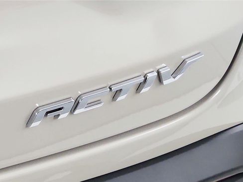 New 2026 Chevrolet Trax ACTIV FWD image 18