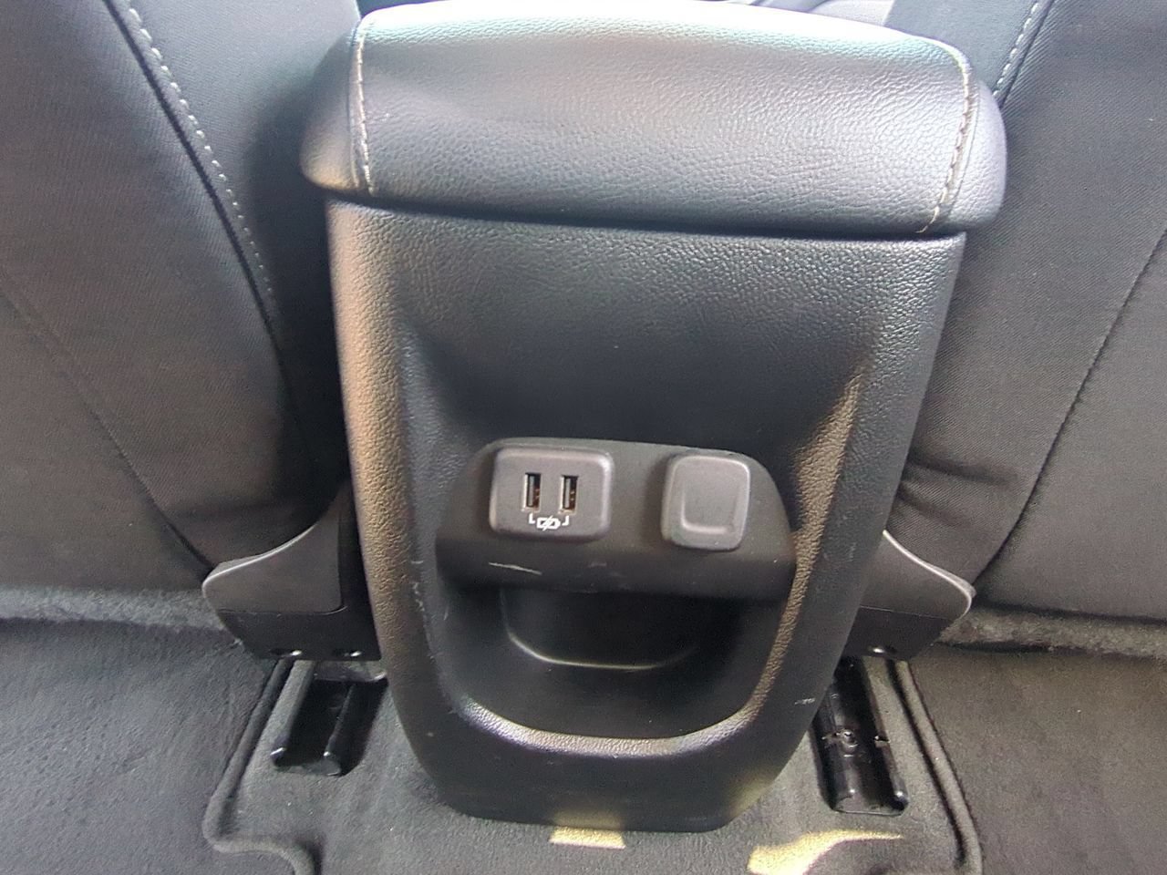 Used 2022 Chevrolet Colorado LT RWD image 19