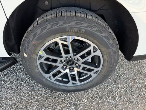 New 2025 Ford Expedition Max Active image 5