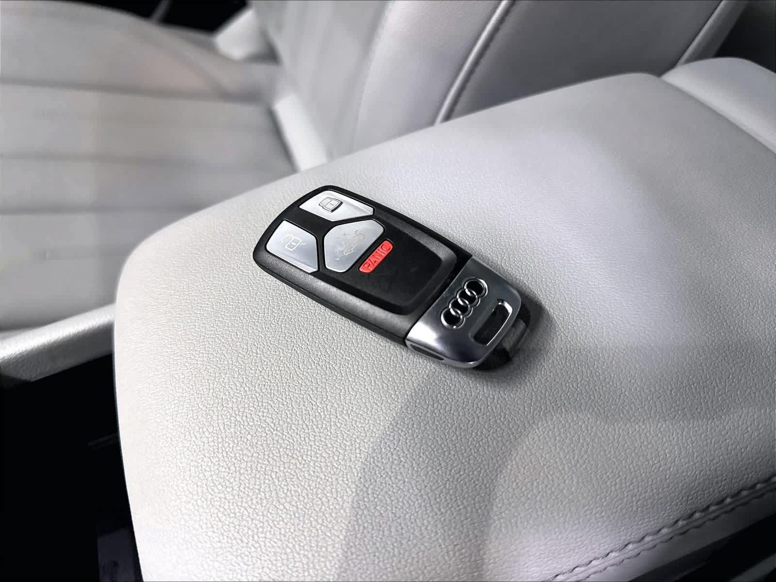 Used 2023 Audi A4 2.0T Premium w/ Convenience Package AWD/4WD image 13