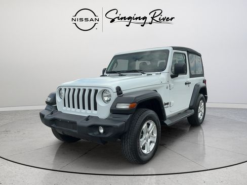 Used 2021 Jeep Wrangler Sport AWD/4WD image 3