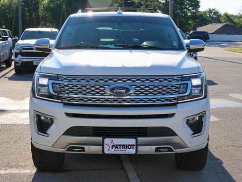 Used 2021 Ford Expedition Platinum image 2