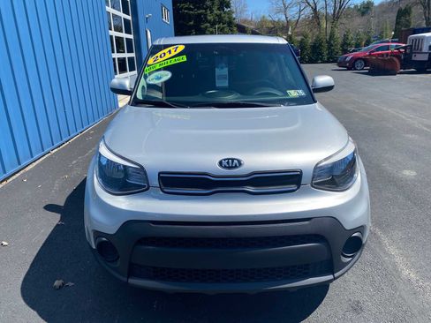 Used 2017 Kia Soul image 12