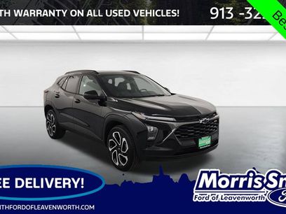 Used 2025 Chevrolet Trax RS