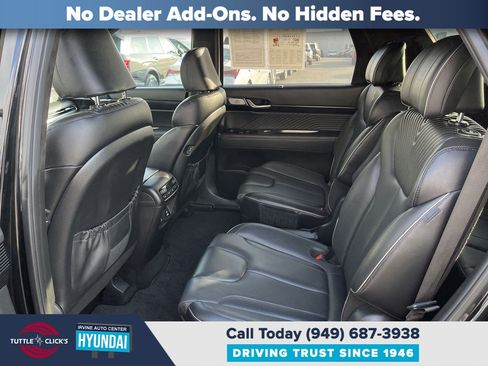 Certified 2023 Hyundai Palisade Calligraphy FWD image 19
