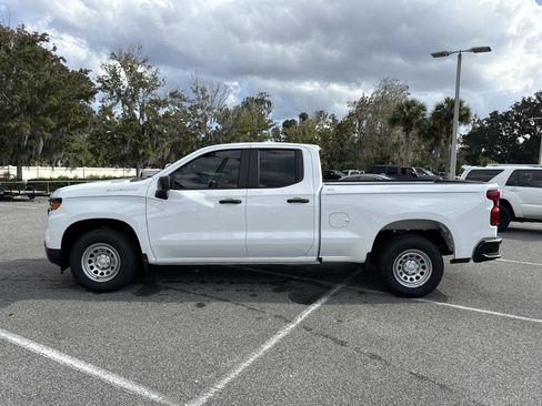 Used 2025 Chevrolet Silverado 1500 W/T image 6